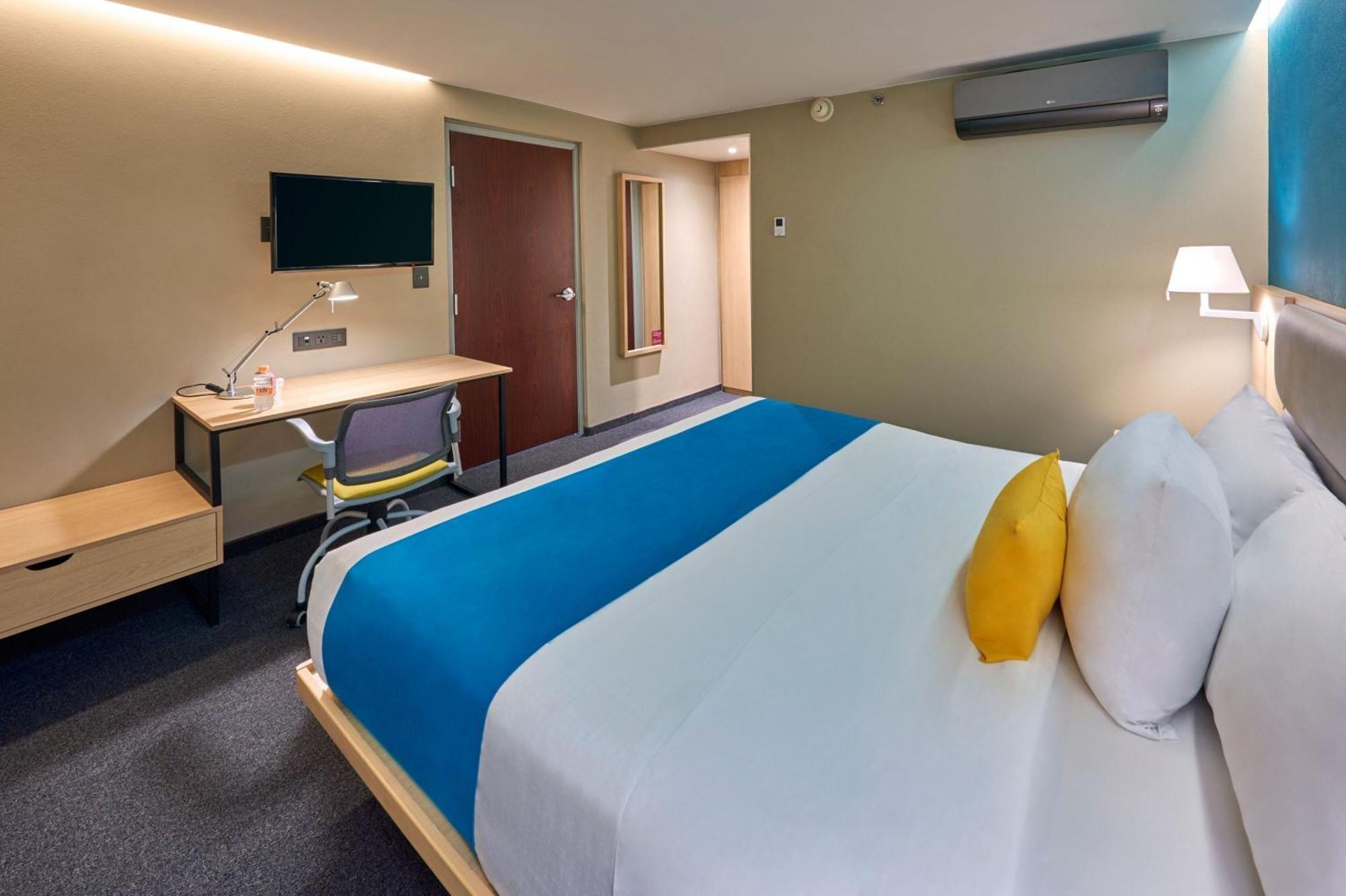 City Express By Marriott Suites Toluca Exterior foto